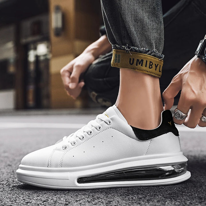 Blaik Sneakers