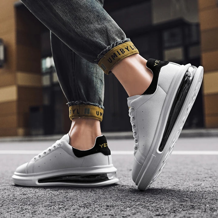 Blaik Sneakers