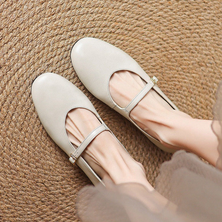 Ela Genuine Leather Mary Jane Pumps