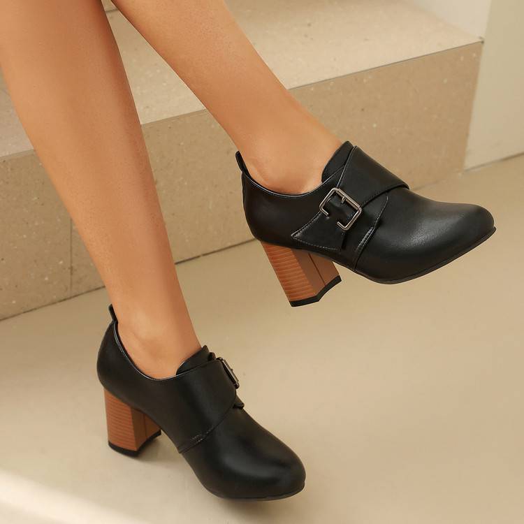Lora Genuine Leather Buckled Heels