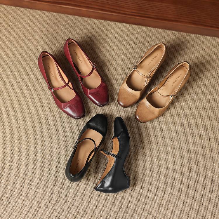 Nera Genuine Leather Pumps