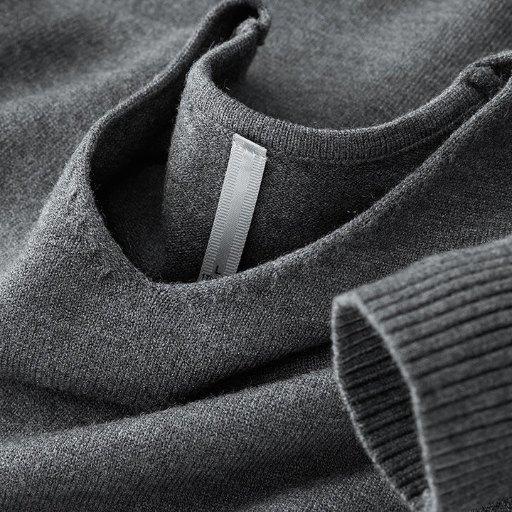 Leno V-Neck Sweater