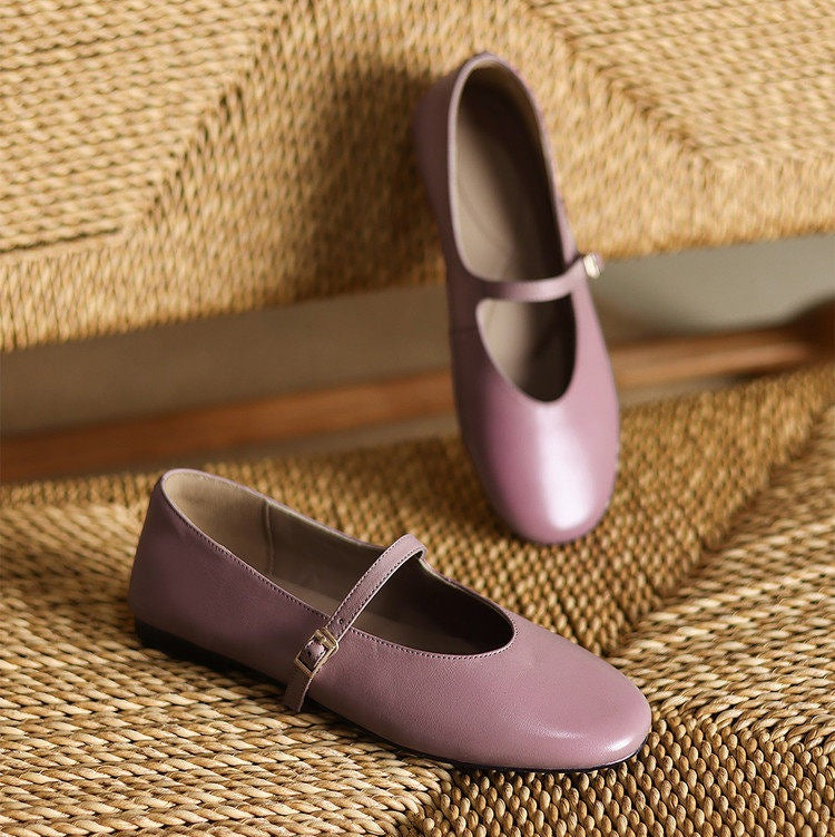 Ela Genuine Leather Mary Jane Pumps