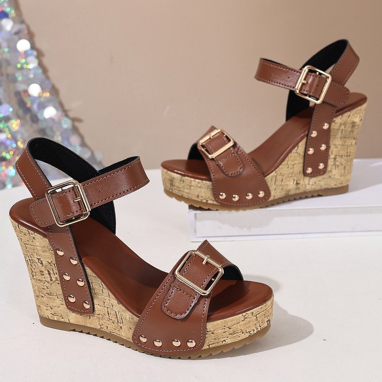 Dovia Leather Wedges