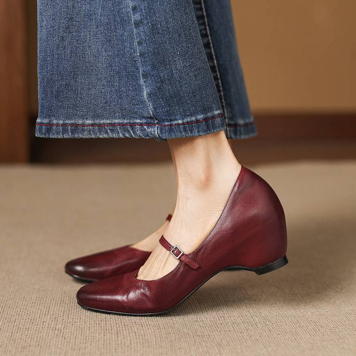 Nera Genuine Leather Pumps
