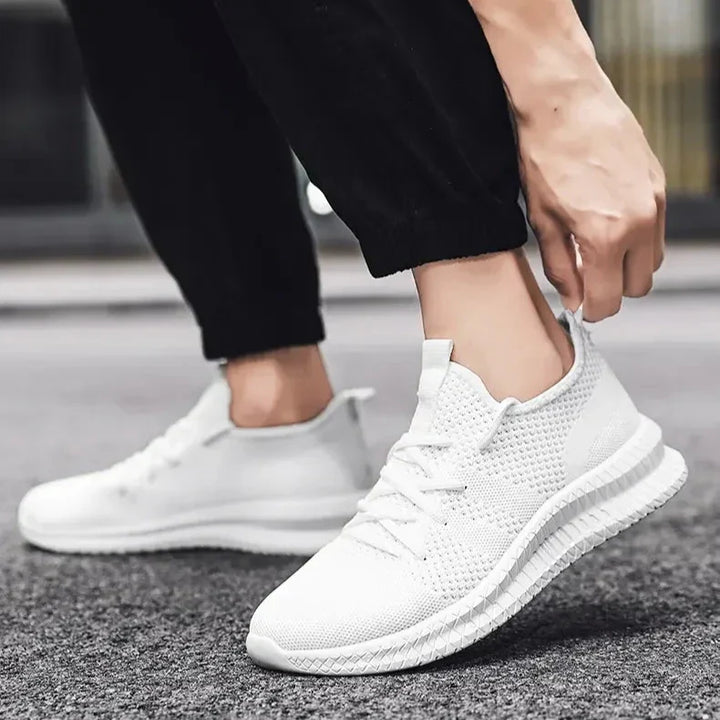 Revo Sneakers