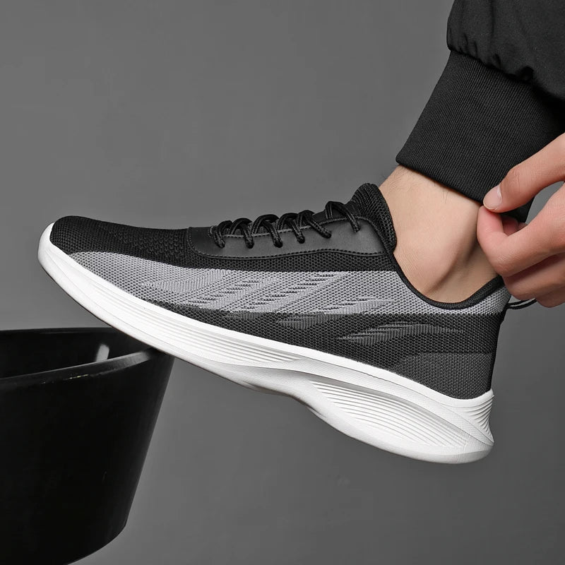 Zeus Sneakers