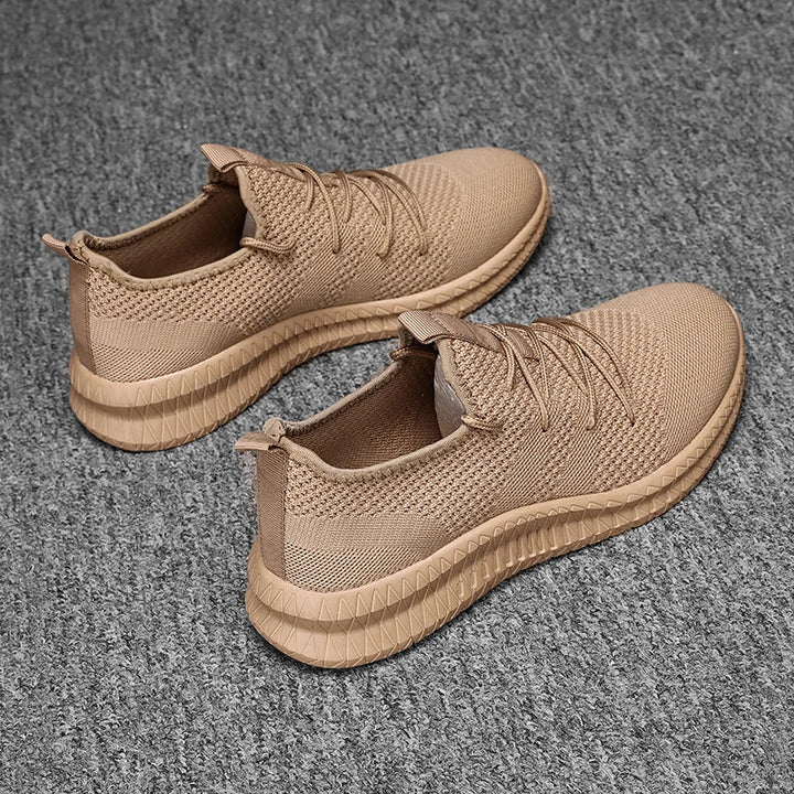 Revo Sneakers