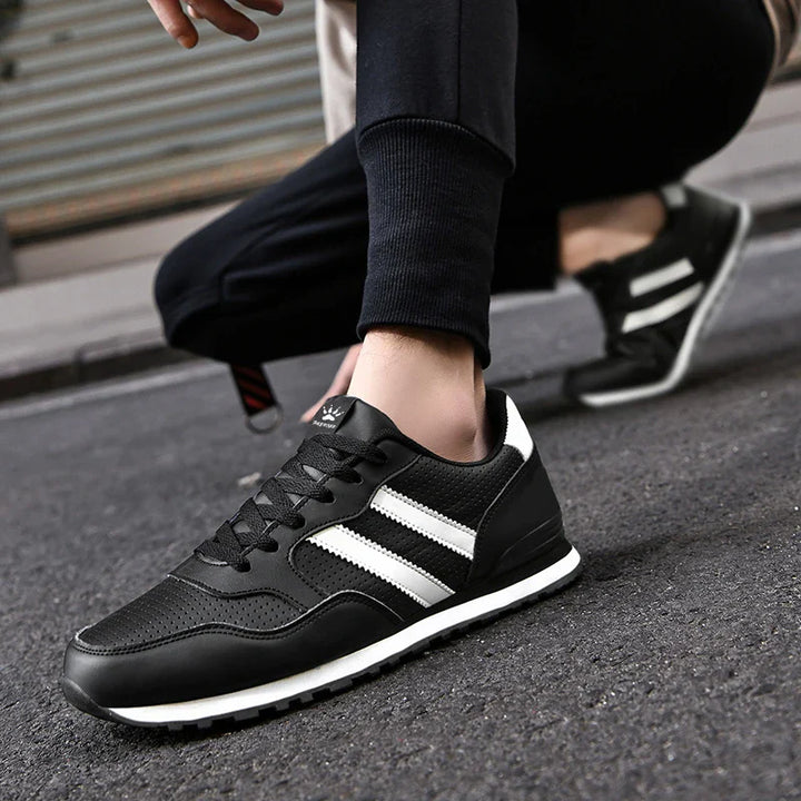 Astor Sneakers