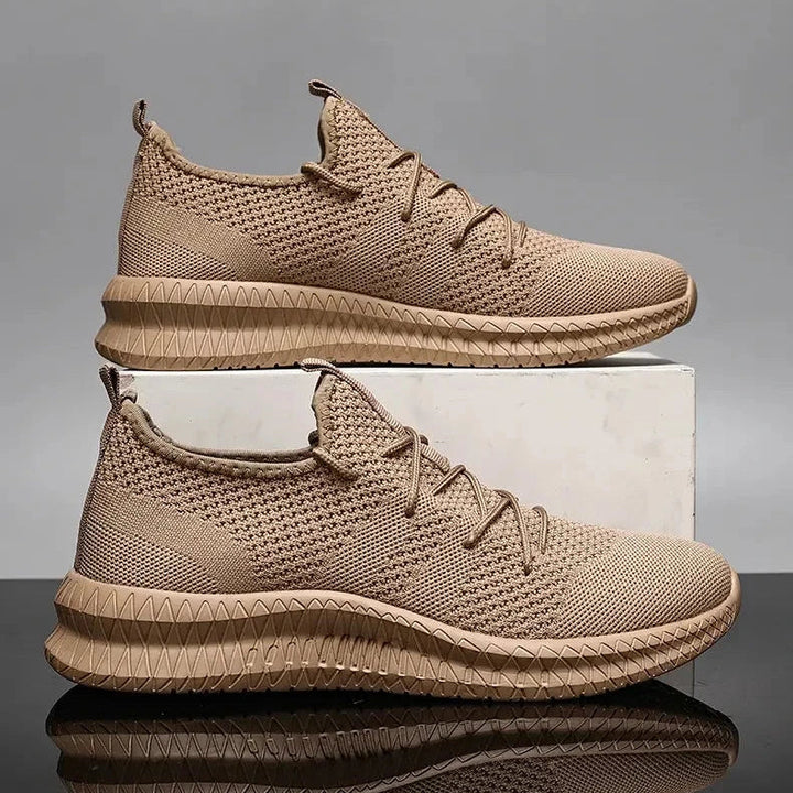 Revo Sneakers