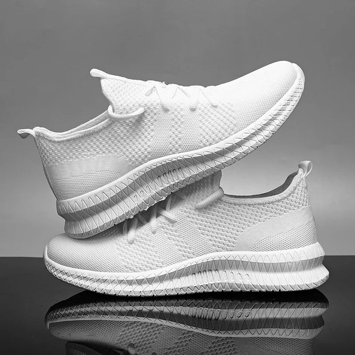 Revo Sneakers