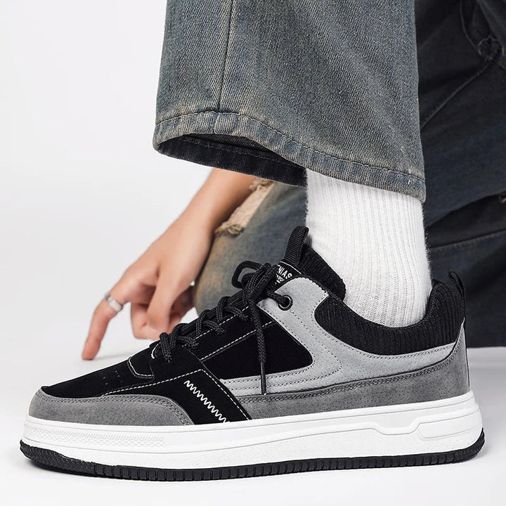 Cazmer Sneakers