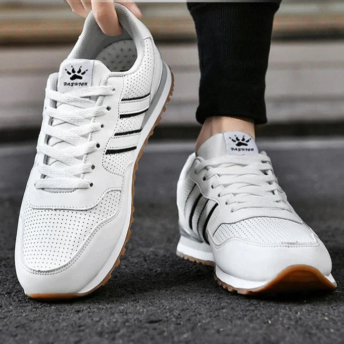 Astor Sneakers