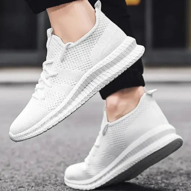 Revo Sneakers