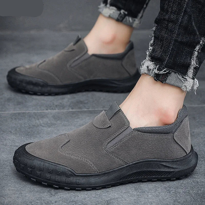 Brano Sneakers