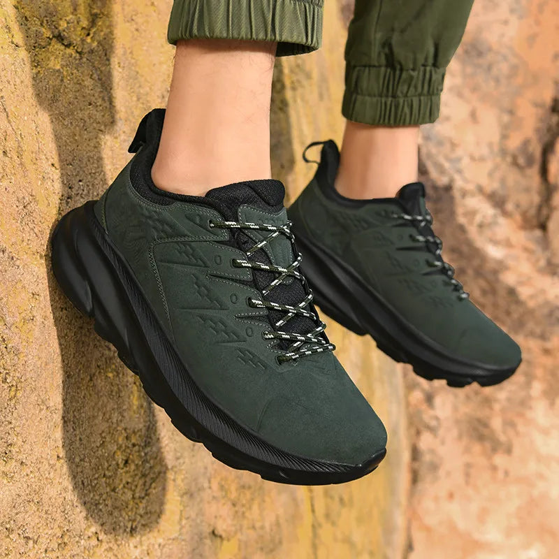 Ricon Sneakers