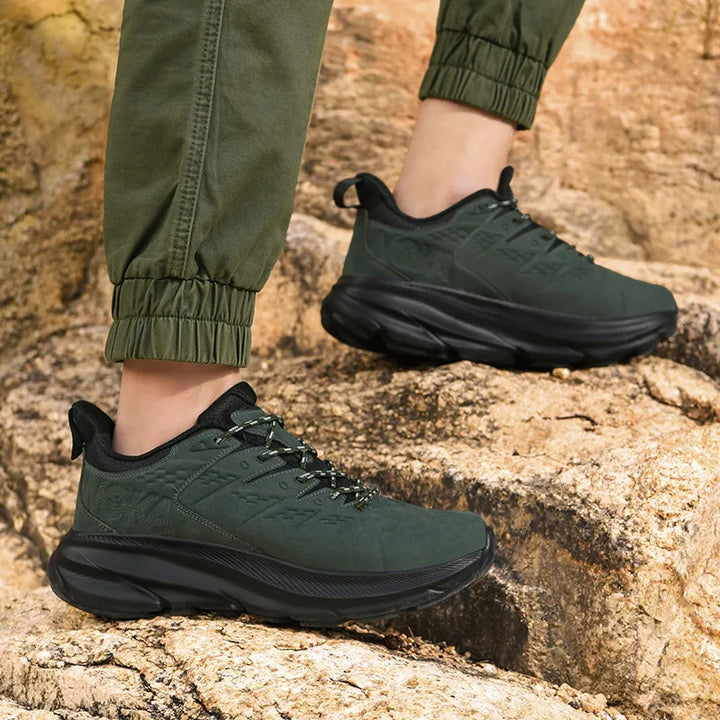 Ricon Sneakers