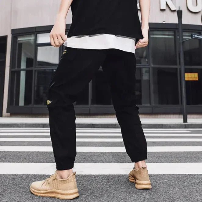 Revo Sneakers