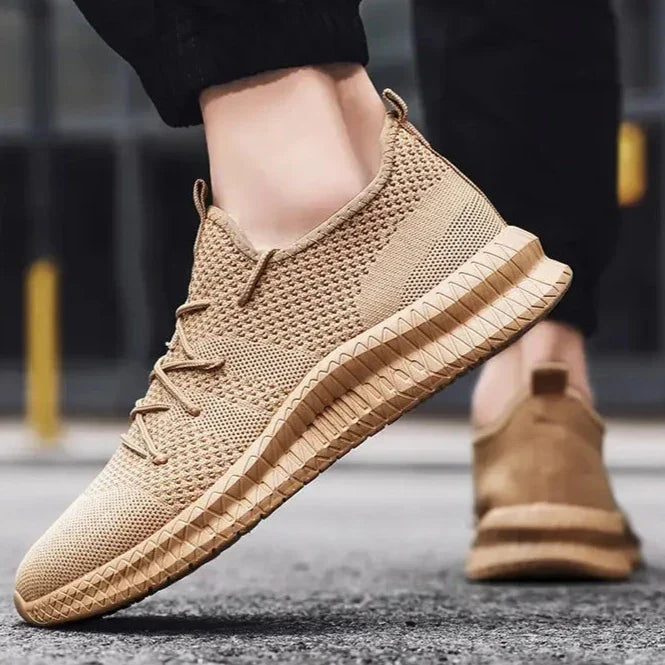 Revo Sneakers