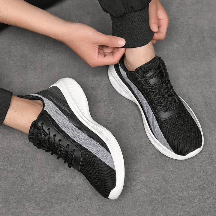 Zeus Sneakers