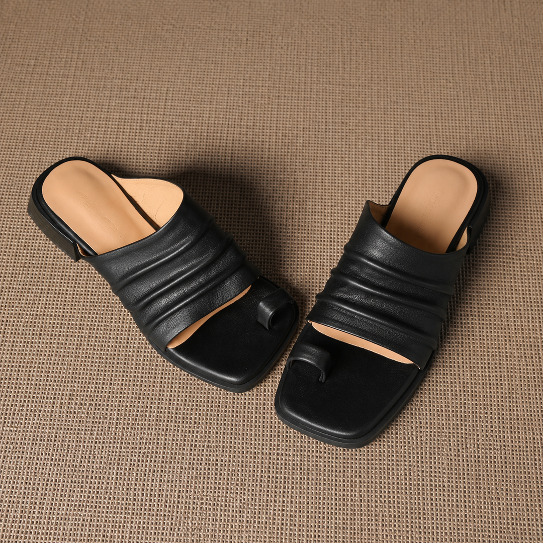 Fiori Genuine Leather Toe-Loop Mules